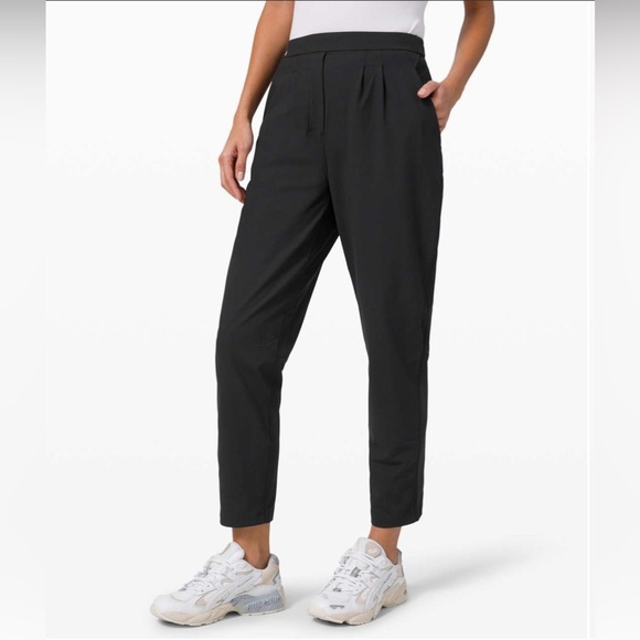 Lululemon Women’s Black Essential High-Rise Trouser, Size 6 - Picture 1 of 8